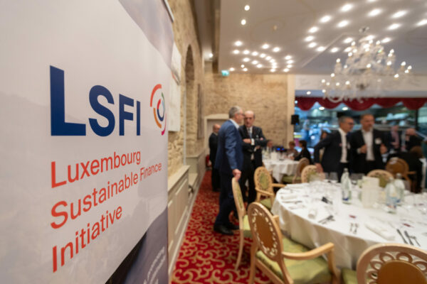 VIO_4126LSFI-dinner-PhotoDudau